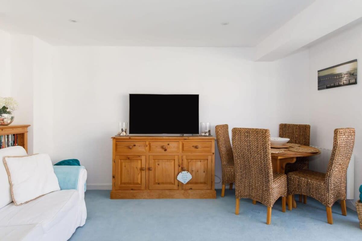 Two Bed Seafront Escape In East Wittering公寓 外观 照片