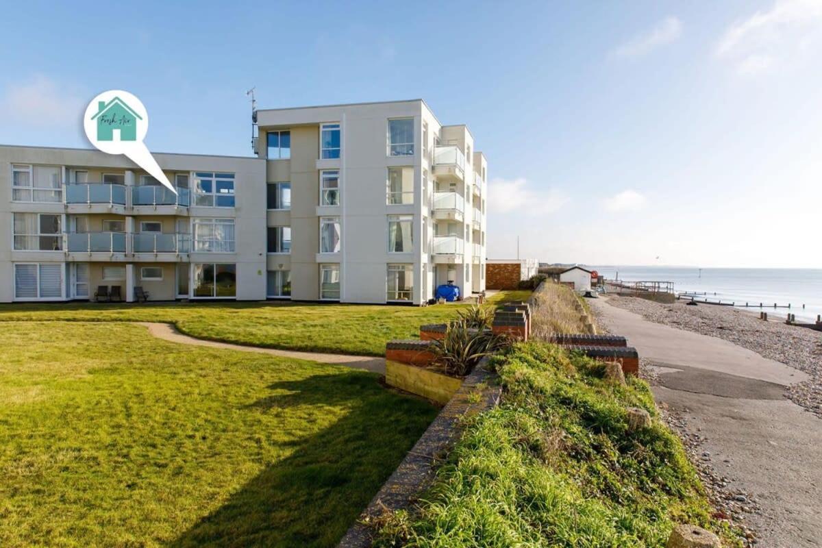 Two Bed Seafront Escape In East Wittering公寓 外观 照片