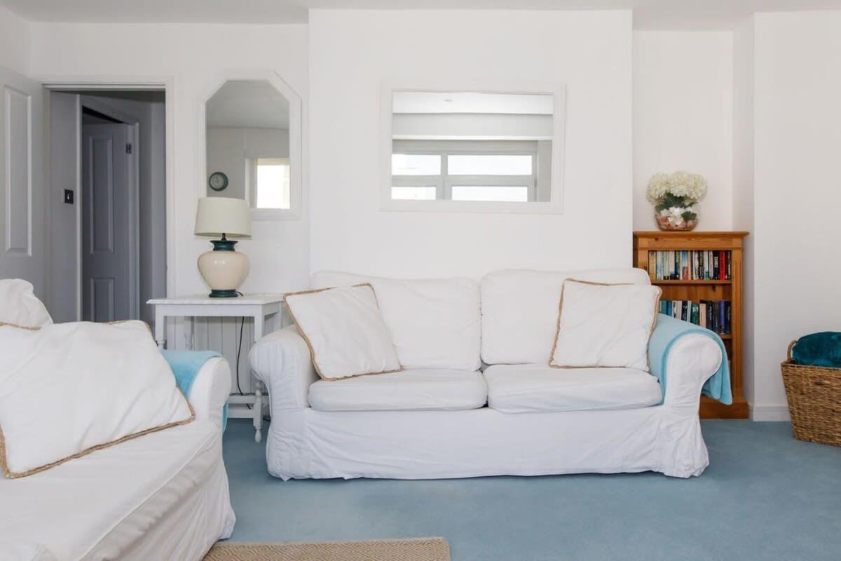 Two Bed Seafront Escape In East Wittering公寓 外观 照片